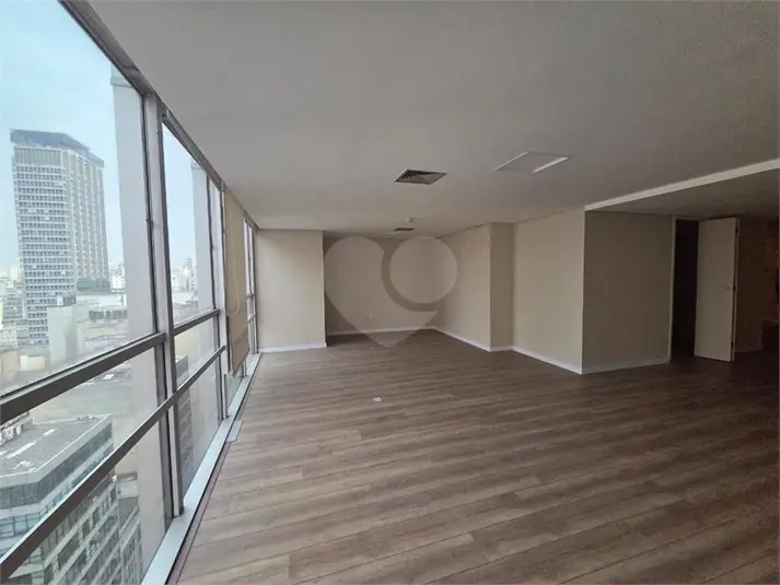 Salas para alugar em Centro – SP