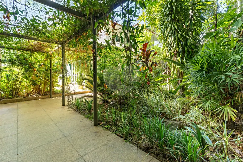Casa com 5 quartos à venda em Jardim Europa – SP