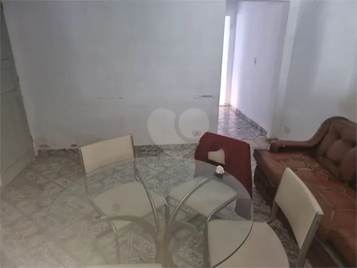 Casa térrea com 3 quartos à venda em Campo Limpo – SP