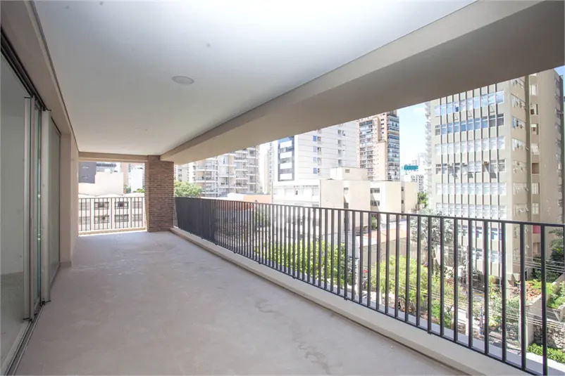 Apartamento com 3 quartos à venda em Vila Nova Conceição – SP