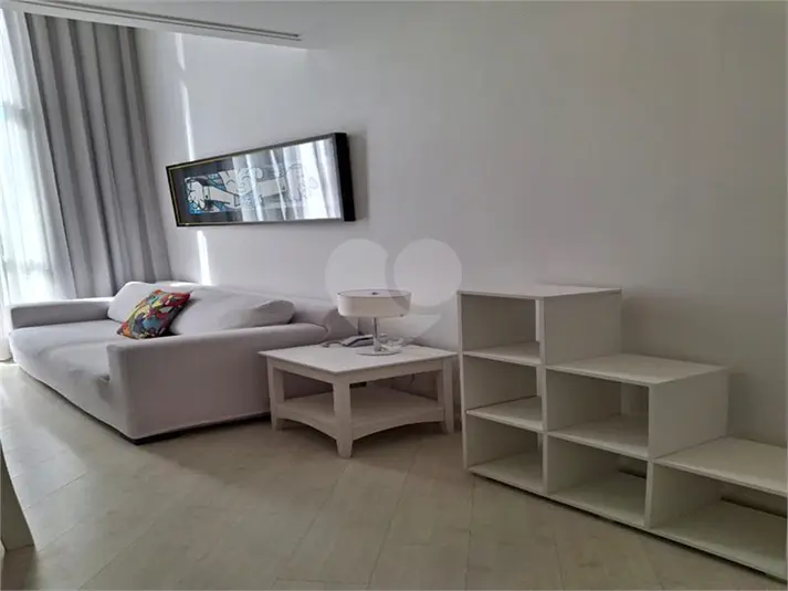 Duplex com 1 quarto para alugar em Vila Mariana – SP