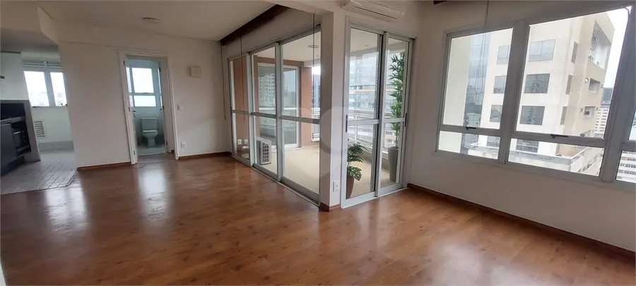 Apartamento com 2 quartos para alugar em Pinheiros – SP