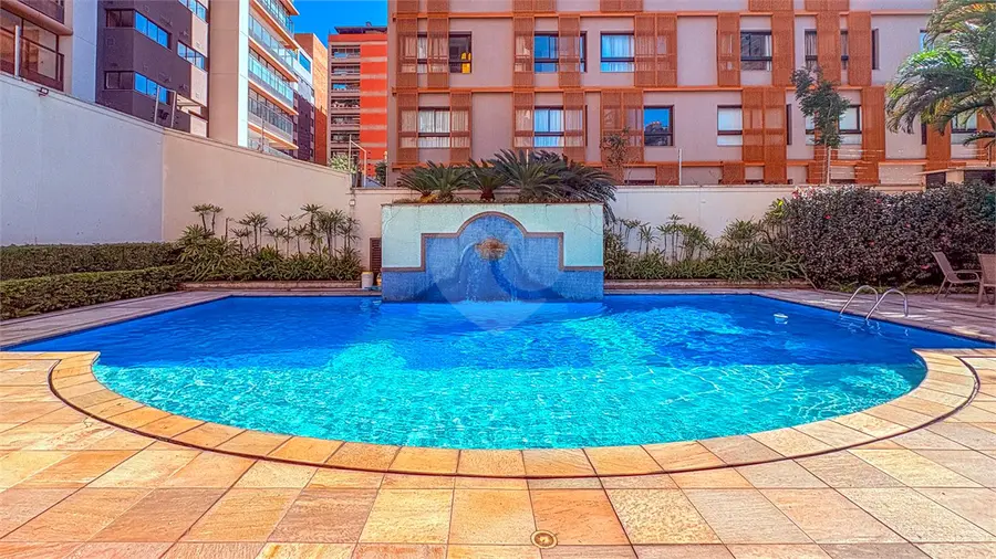 Apartamento com 4 quartos à venda em Moema – SP