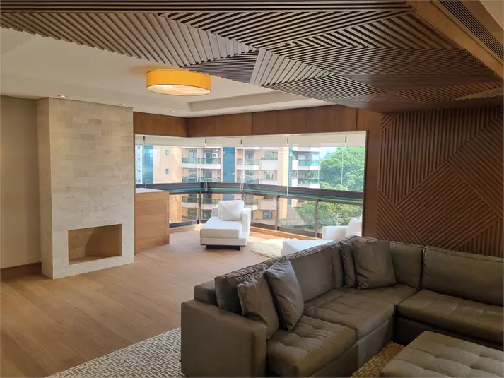 Apartamento com 3 quartos à venda em Ibirapuera – SP