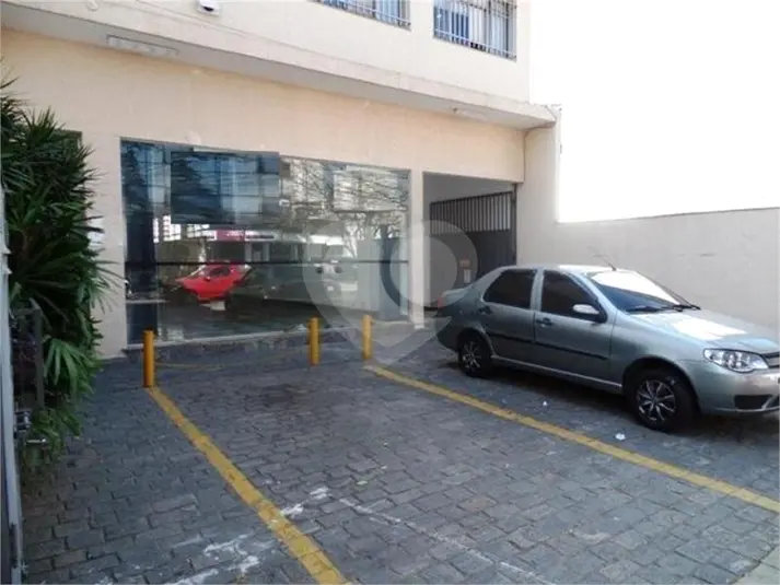 Prédio inteiro à venda em Lapa – SP