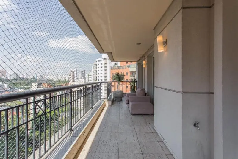 Apartamento com 3 quartos à venda em Moema – SP