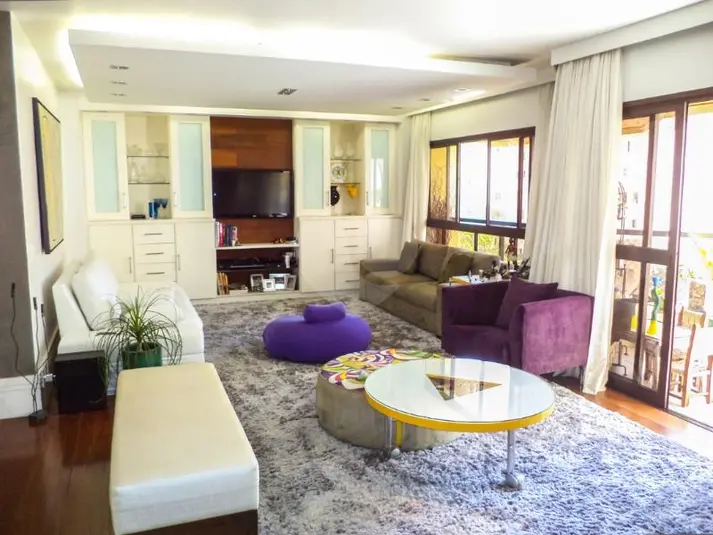 Apartamento com 3 quartos à venda em Itaim Bibi – SP