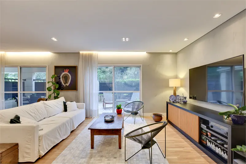 Apartamento com 4 quartos à venda ou para alugar em Granja Julieta – SP