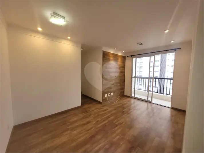 Apartamento com 2 quartos para alugar em Vila Anastácio – SP