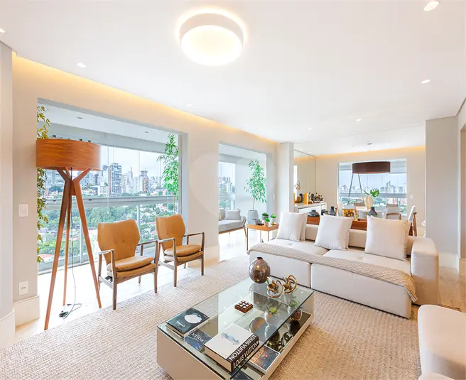 Apartamento com 4 quartos à venda em Vila Madalena – SP