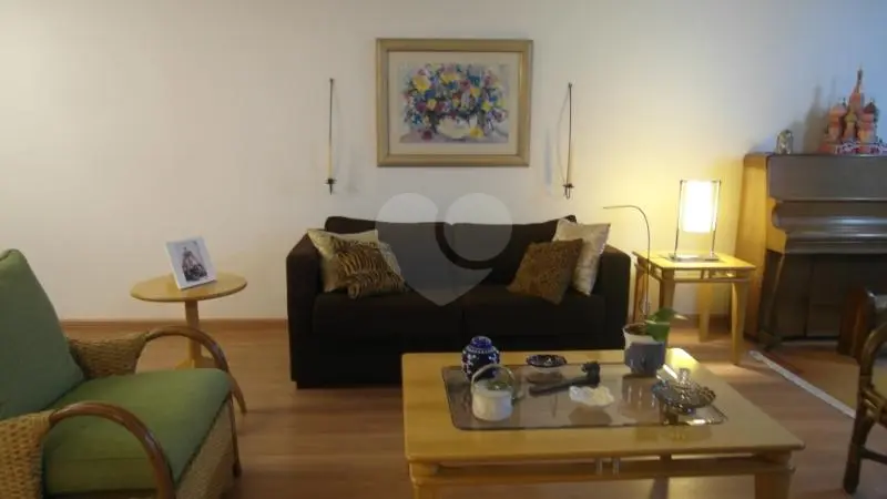 Apartamento com 4 quartos à venda em Bela Vista – SP