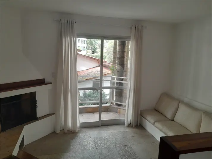 Apartamento com 2 quartos para alugar em Real Parque – SP