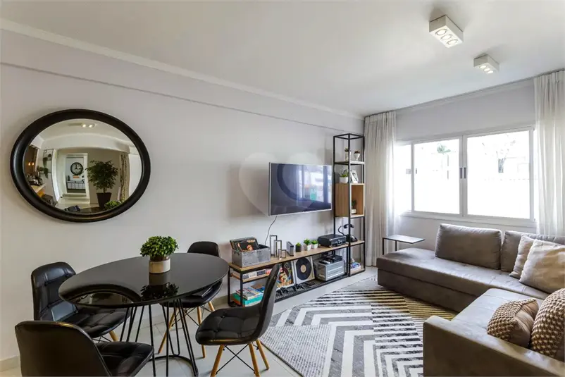 Apartamento com 2 quartos à venda em Moema – SP