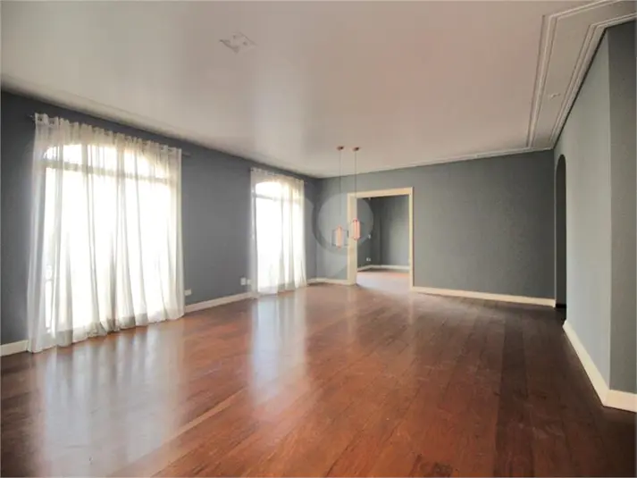 Apartamento com 3 quartos à venda em Bela Vista – SP