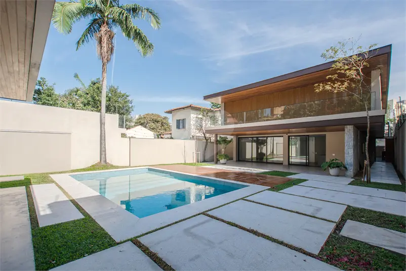 Casa com 4 quartos à venda em Jardim Paulista – SP
