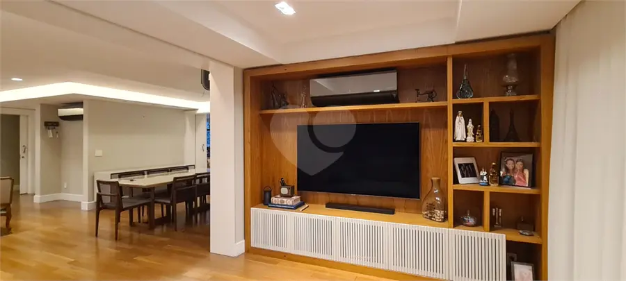 Apartamento com 4 quartos à venda em Moema – SP