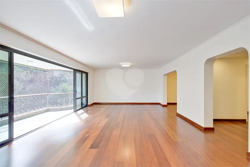 Apartamento com 4 quartos à venda ou para alugar em Alto da Boa Vista – SP
