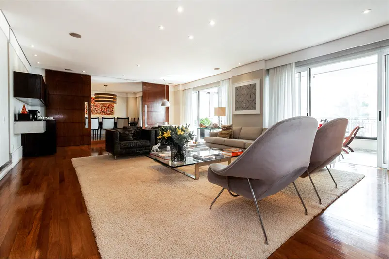 Apartamento com 4 quartos à venda em Vila Nova Conceição – SP