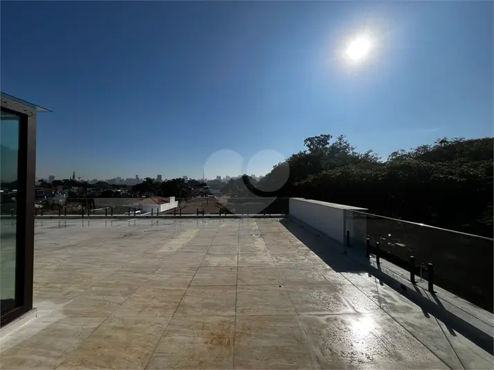 Casa térrea à venda ou para alugar em Ibirapuera – SP
