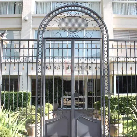 Apartamento com 3 quartos para alugar em Brooklin – SP