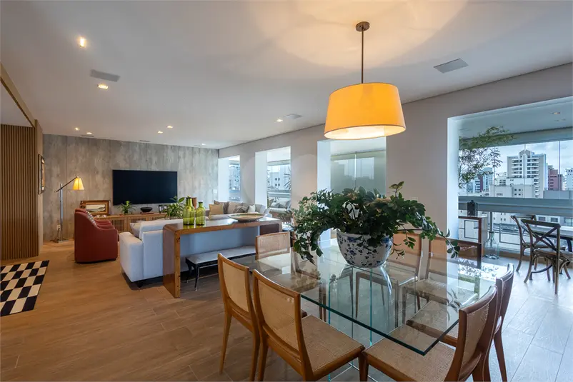 Apartamento com 4 quartos à venda em Moema – SP
