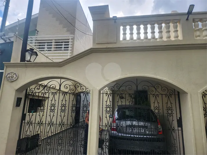 Sobrado com 3 quartos para alugar em Vila Ester (zona Norte) – SP