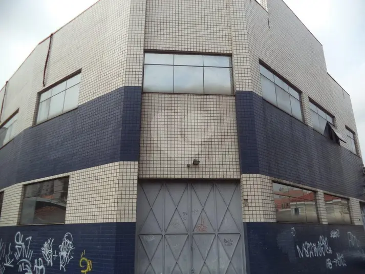 Prédio inteiro à venda em Santana – SP