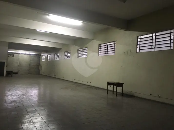 Prédio inteiro à venda em Jardim Brasil (zona Norte) – SP