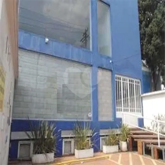 Prédio inteiro à venda em Moema – SP
