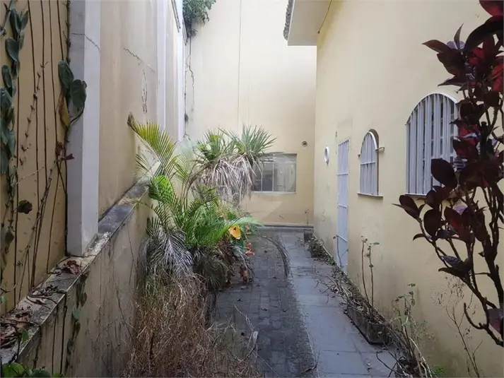 Sobrado com 4 quartos à venda ou para alugar em Jaguaré – SP