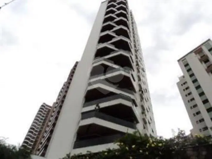 Apartamento com 4 quartos à venda em Santana – SP