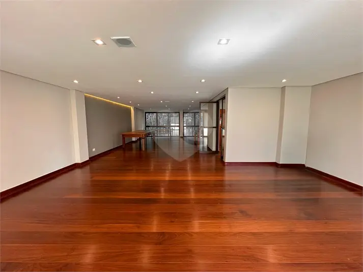 Apartamento com 4 quartos à venda em Santana – SP
