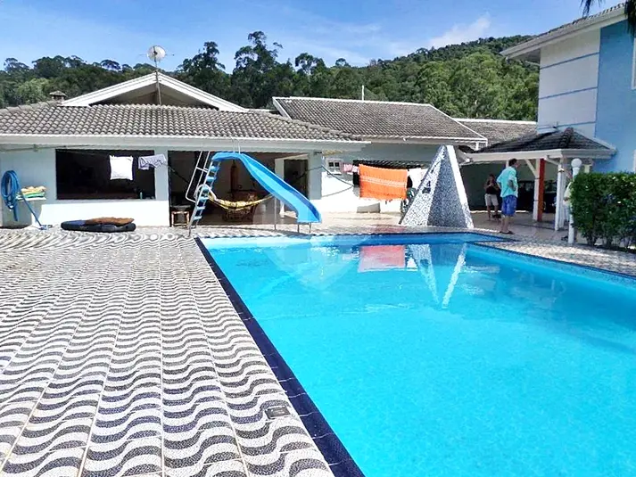 Condomínio com 6 quartos à venda em Jardim Peri – SP