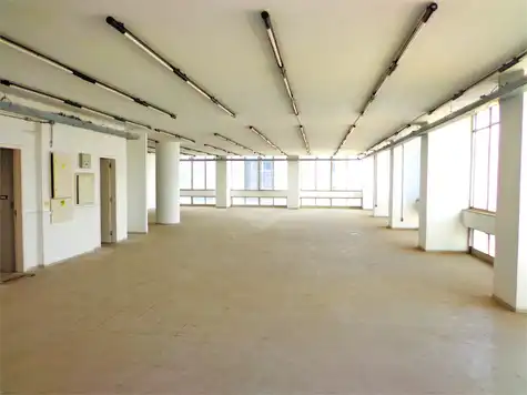 Prédio inteiro para alugar em Bom Retiro – SP