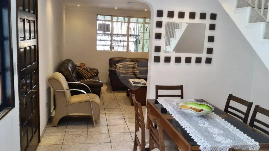 Sobrado com 6 quartos à venda em Santa Teresinha – SP