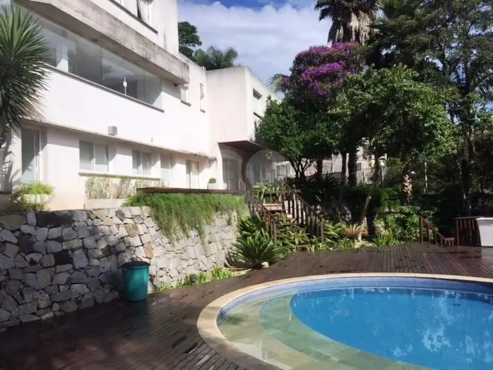Sobrado com 4 quartos à venda em Barro Branco (zona Norte) – SP