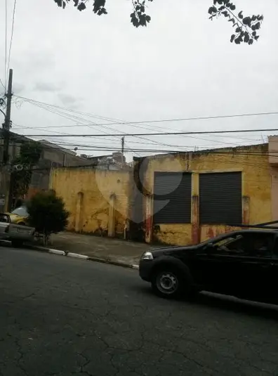 Prédio inteiro à venda em Parada Inglesa – SP