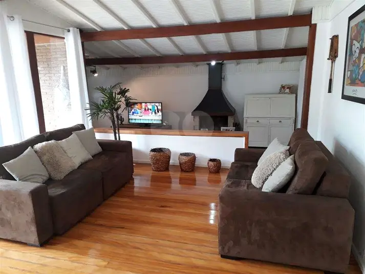Sobrado com 8 quartos à venda em Santana – SP