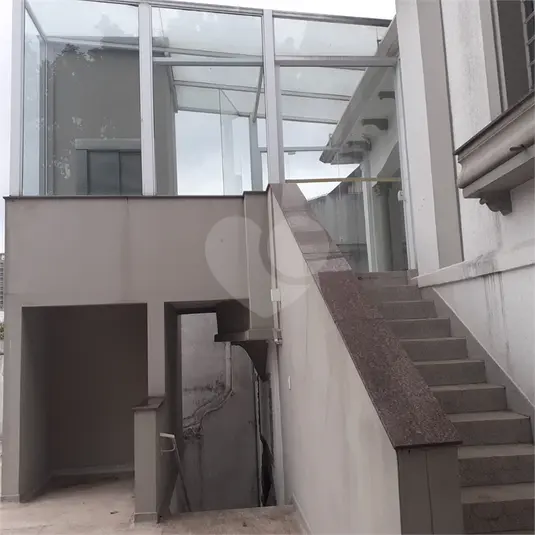 Sobrado com 4 quartos para alugar em Santana – SP