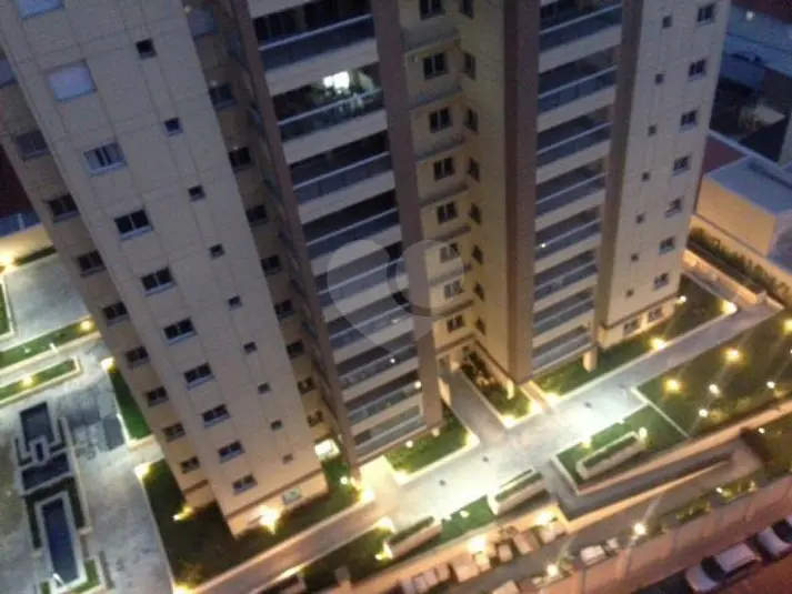 Apartamento com 3 quartos para alugar em Santana – SP