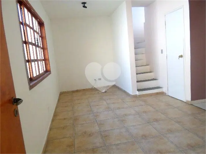 Condomínio com 3 quartos para alugar em Vila Isolina Mazzei – SP