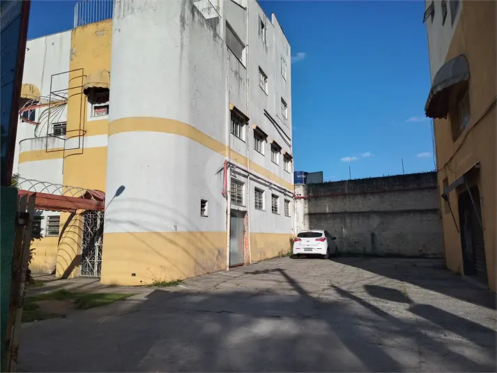 Prédio inteiro com 2 quartos à venda em Imirim – SP