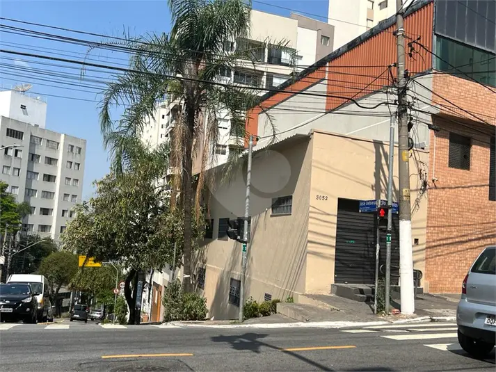Mall à venda em Santana – SP