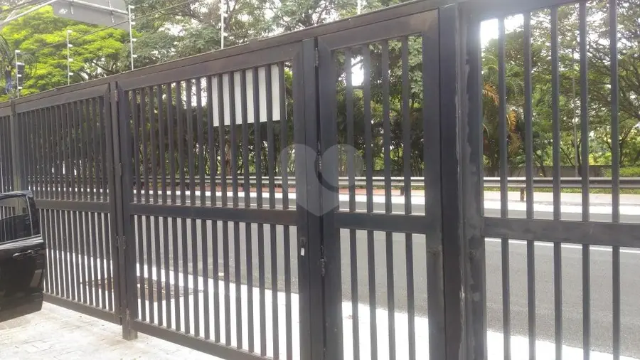 Prédio inteiro à venda ou para alugar em Casa Verde – SP