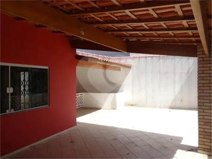 Casa com 4 quartos à venda em Horto – SP