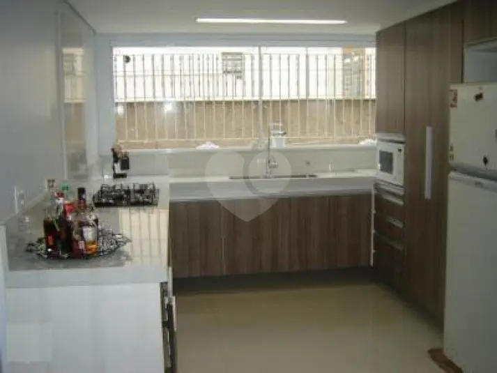 Sobrado com 3 quartos à venda em Vila Carrão – SP