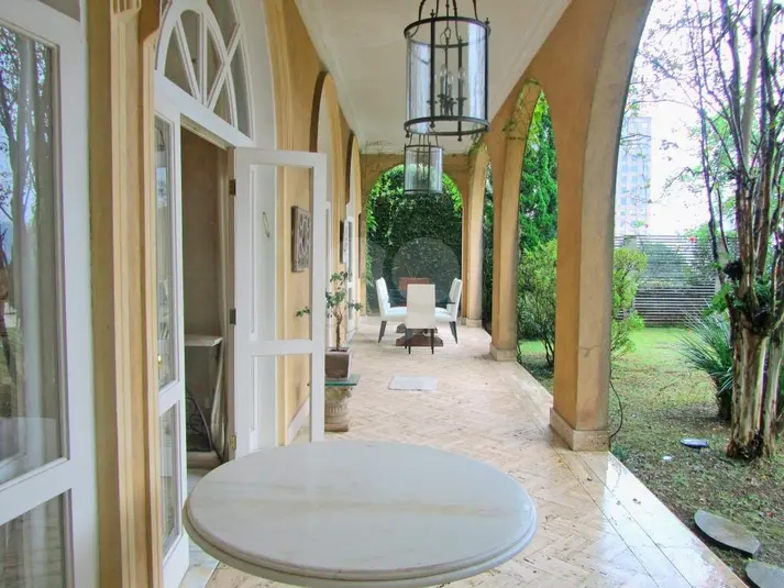 Casa com 4 quartos à venda em Cidade Jardim – SP