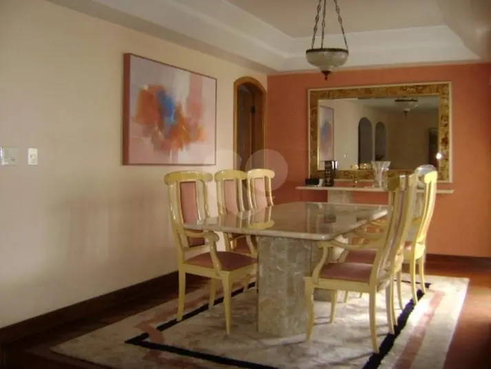 Apartamento com 4 quartos à venda em Moema – SP