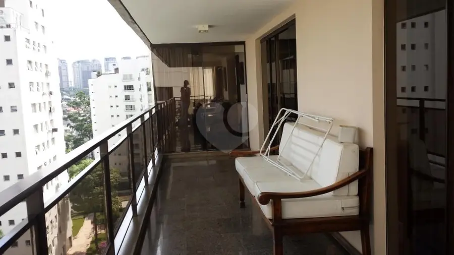 Apartamento com 3 quartos à venda em Real Parque – SP