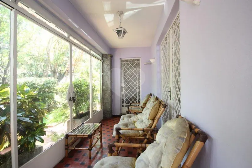 Casa com 6 quartos à venda ou para alugar em Lapa – SP